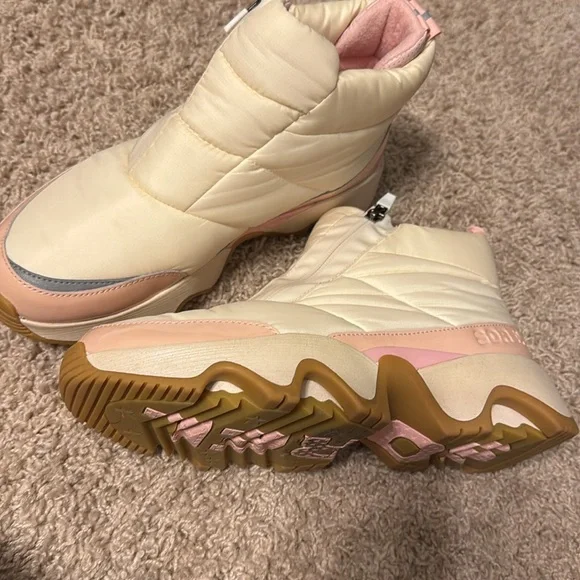 NWOB WNS Sorel Kinetic Impact Waterproof Zip Up Boots Sz 9 Chalk & Vintage Pink - Picture 10 of 11